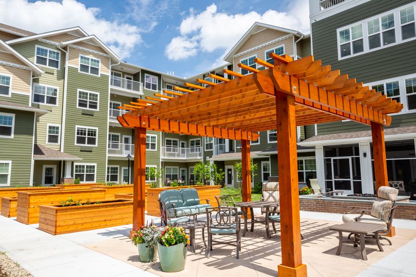 Osprey Heights Gracious Retirement Living Pricing, Photos, Reviews